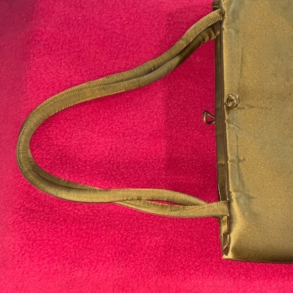 Elegant Gold and Cream Women's Bag - Picture 5 of 11